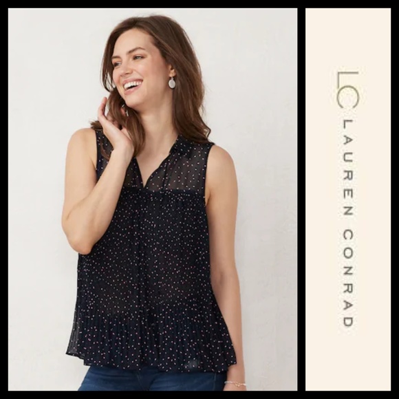 LC Lauren Conrad Tops - 🔴 SALE 5/$15 Lauren Conrad Sleeveless Pleated Top
